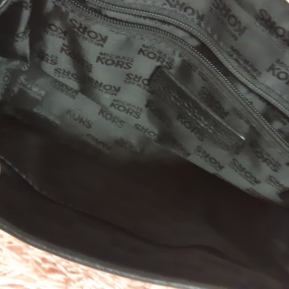 Michael Kors Crossbody - Picture 3 of 4